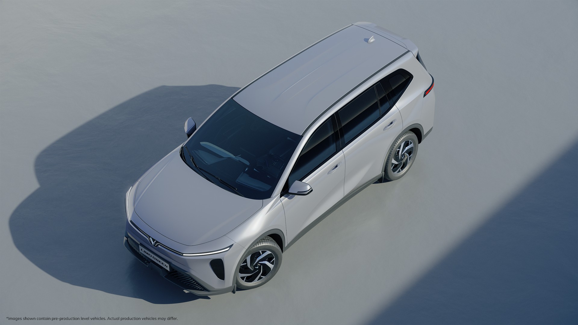 Ở phía trên vinfast